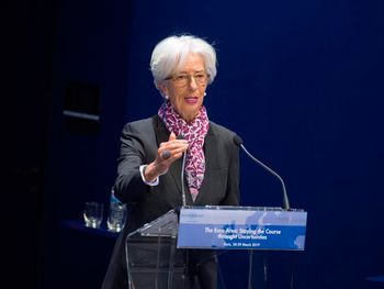 Christine Lagarde deja el FMI para conducir el Banco Central Europeo
