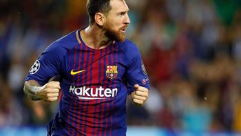 con sampaoli en la platea, messi volvio a brillar y marco cuatro goles con sampaoli en la platea, messi volvio a brillar y marco cuatro goles