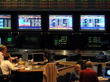 La Bolsa cerró 2,7% abajo por la caída de Petrobras