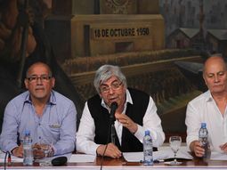 moyano confirmo que evaluaran realizar un nuevo paro de 36 horas moyano confirmo que evaluaran realizar un nuevo paro de 36 horas