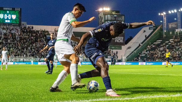 Banfield e Independiente completaron el partido postergado e igualaron sin goles