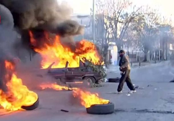 Violenta protesta en la comisaría de Glew&nbsp;