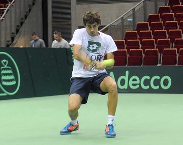 El debutante Pella abre la serie frente a Polonia