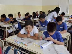 Mejoró el rendimiento en Lengua pero aún 4 de cada 10 chicos no sabe Matemáticas