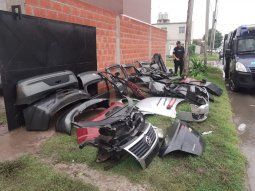 Desbarataron una banda dedicada al desguace y venta de autopartes