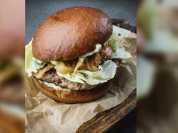 ¿Te animarías a probar esta hamburguesa?