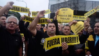 cruzada contra uber: la ciudad recomienda aplicar sanciones con rigurosidad cruzada contra uber: la ciudad recomienda aplicar sanciones con rigurosidad