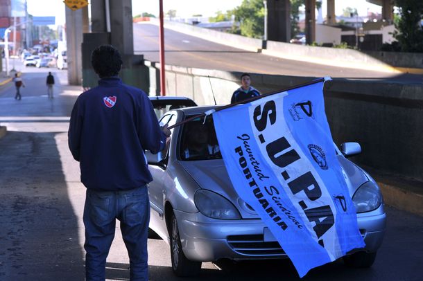 Enfático repudio del Gobierno a los violentos incidentes del Puente Avellaneda