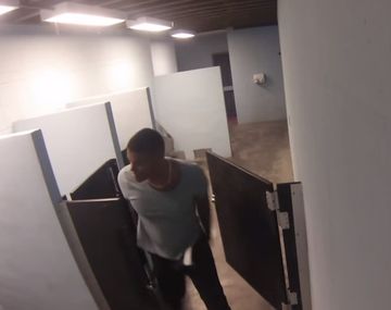 Experimento polémico: ¿cómo reaccionarías si escucharas una violación en un baño?