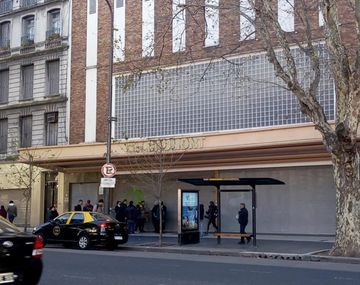 La crisis llegó al INCAA: no pagó la luz y el cine Gaumont tuvo que cerrar sus puertas