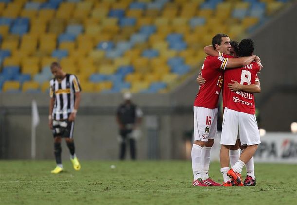 Unión Española venció a Botafogo y San Lorenzo se ilusiona