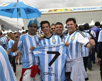 Los hinchas argentinos se burlan de Brasil por su catastrófica eliminación