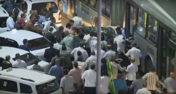 VIDEO: Así atacan a conductores de Uber en San Pablo