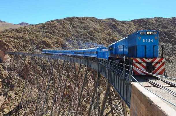 Salta: comienzan las actividades por el 50 aniversario del Tren a las Nubes