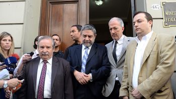 abren investigacion a referentes de daia y amia por traicion a la patria abren investigacion a referentes de daia y amia por traicion a la patria