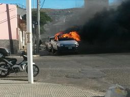 gremialistas toman una sede de la uocra a los tiros gremialistas toman una sede de la uocra a los tiros