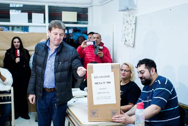 Elecciones 2023: Tierra del Fuego espera por su nuevo gobernador tras el cierre de votaciones