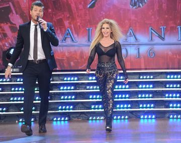 Tensión entre la abogada hot