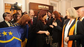 hinchas de boca visitaron a cristina en nueva york hinchas de boca visitaron a cristina en nueva york