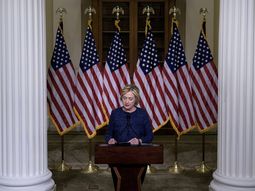 hillary clinton llamo miserables a los seguidores de trump: debio disculparse hillary clinton llamo miserables a los seguidores de trump: debio disculparse