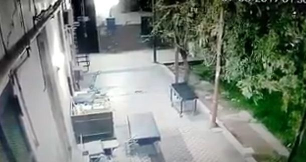 ¿Los fantasmas existen o el aburrimiento agudiza el ingenio? Mirá este viral