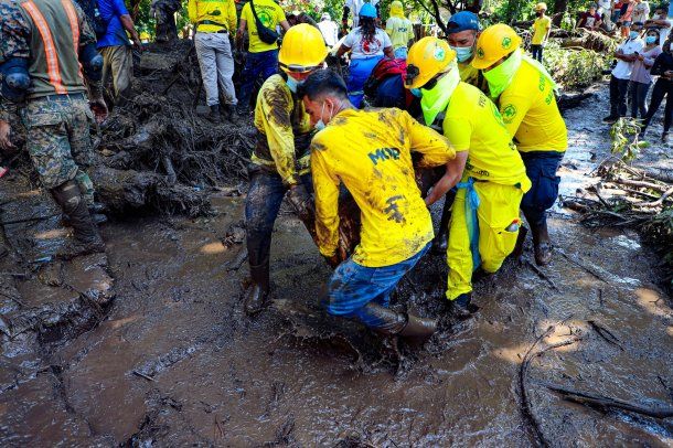 Las imágenes fueron publicadas por la Secretaría de Prensa de la Presidencia de El Salvador (@SecPrensaSV)