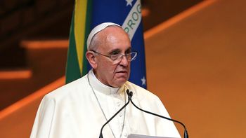 el papa hablo de su estilo y de la polemica por su seguridad el papa hablo de su estilo y de la polemica por su seguridad