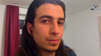 el mensaje del refugiado sirio que se inmolo en alemania: veran la muerte en sus casas el mensaje del refugiado sirio que se inmolo en alemania: veran la muerte en sus casas