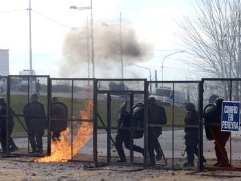 Un docente fue herido de bala frente a la Legislatura de Neuquén