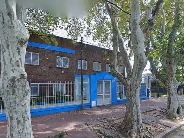 Preocupación en Rosario: un alumno de 15 años llevó un revolver a la escuela