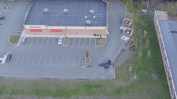 Un hombre encontró que su mujer le era infiel porque la siguió con un drone Un hombre encontró que su mujer le era infiel porque la siguió con un drone