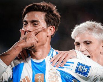 El emotivo posteo de Garnacho con Dybala tras el triunfo de la Selección