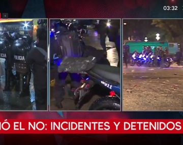 Tras la votación la policía reprimió a un grupo de manifestantes