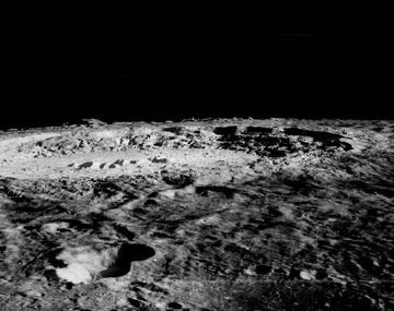 El planeta que explica el origen de la Luna