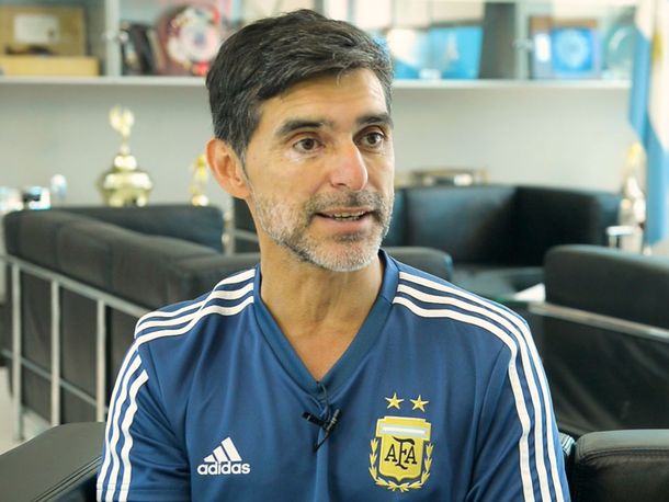 Roberto Ayala: Viajamos a Qatar con la ilusión de todos los argentinos