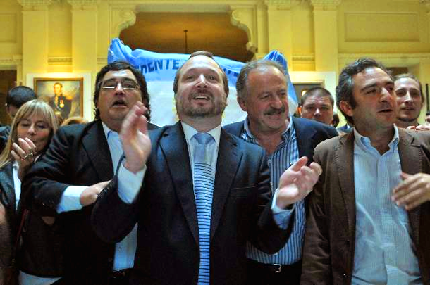 Sabbatella avanza con la aplicación de la Ley de Medios