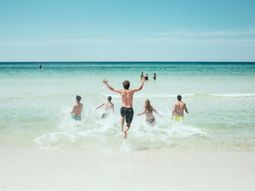 Este destino de Brasil es uno de los más elegidos por sus playas encantadoras y su naturaleza viviente. 