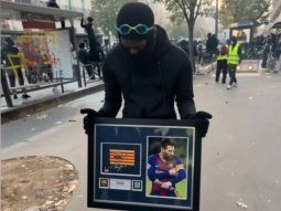 francia: robaron una camiseta y una cinta de capitan firmadas por lionel messi francia: robaron una camiseta y una cinta de capitan firmadas por lionel messi