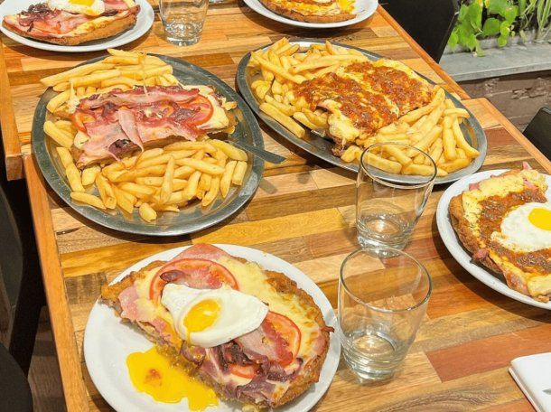 La experiencia culinaria que ofrece este bodegón no se encuentra en ningún otro restaurante. 