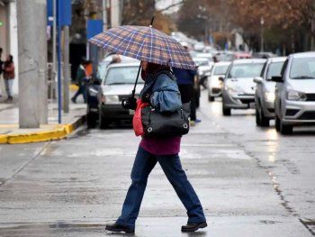 Se esperan un viernes con lluvias y tormentas en la Ciudad y alrededores