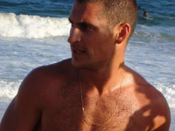 Otra víctima del anestesista: Fui a una entrevista y me recibió en bóxer