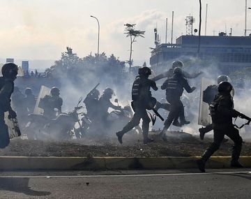 Múltiples marchas y máxima tensión en Venezuela: hubo 69 heridos y 25 detenidos