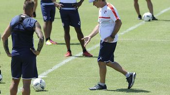 independiente: holan tuvo la primera practica con 12 colaboradores y un drone independiente: holan tuvo la primera practica con 12 colaboradores y un drone