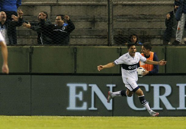 El Lobo fue el último en meterse en semifinales e irá contra River