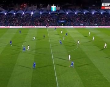 El gol sacando del medio que le hicieron al Rosario Central de Carlos Tevez