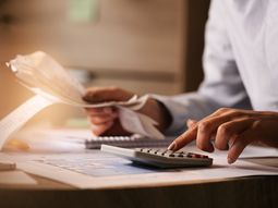 La DGI fue creada en 1960. La DGI fue creada en 1960.