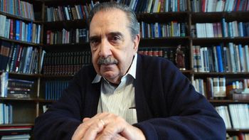 a cinco anos de su muerte, los politicos recordaron a raul alfonsin en twitter a cinco anos de su muerte, los politicos recordaron a raul alfonsin en twitter