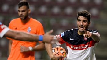 san lorenzo le gano a la guaira en venezuela y se metio en cuartos de la copa san lorenzo le gano a la guaira en venezuela y se metio en cuartos de la copa