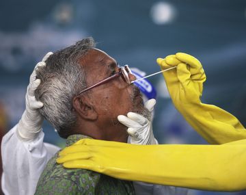 Récord: 1.958 nuevos casos en Argentina