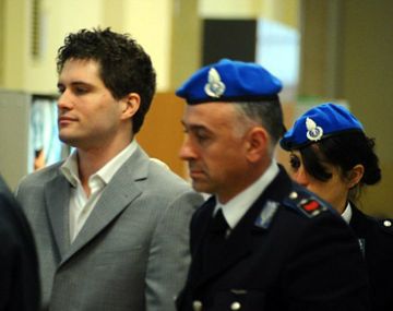 Lo condenaron tras desfigurar al ex de su amante